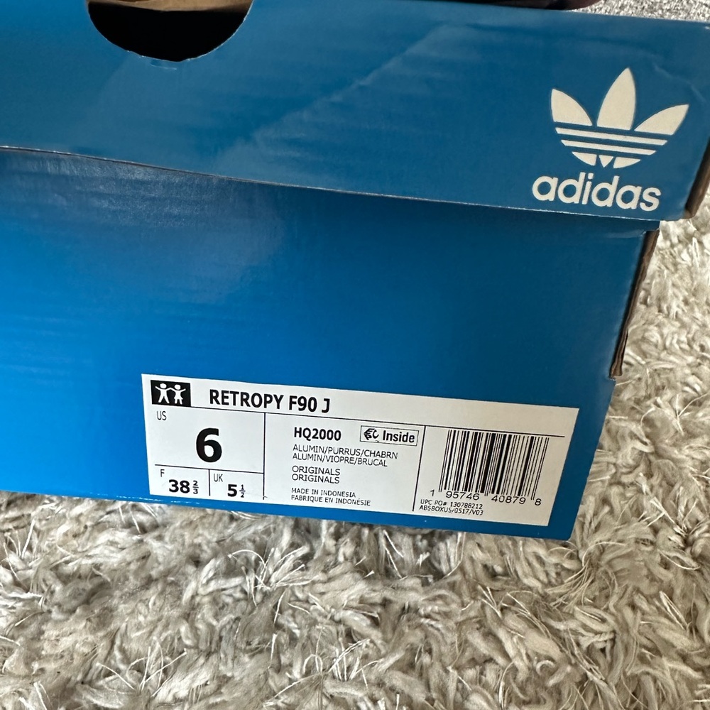 Adidas Retrophy great condition - Picture 3 of 7